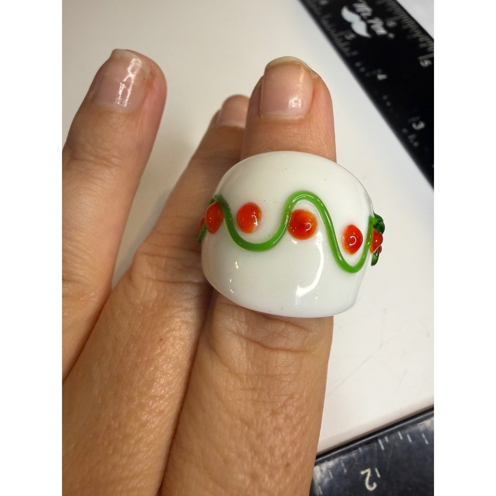 White Glass Dome Ring Red Green Wavy Dot Statement Band Size 8.5